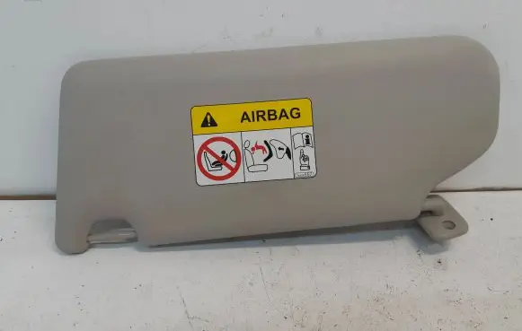 Mitsubishi Eclipse Cross Sun visor 7430b557