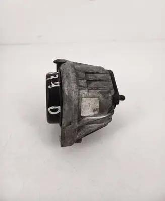 BMW 3 E90 E91 Engine mount bracket 13981112