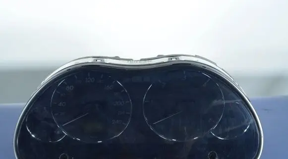 Toyota Avensis T250 Speedometer (instrument cluster) 83800-05630-H