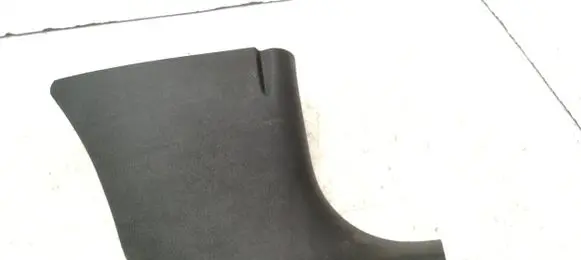 Foot area side trim