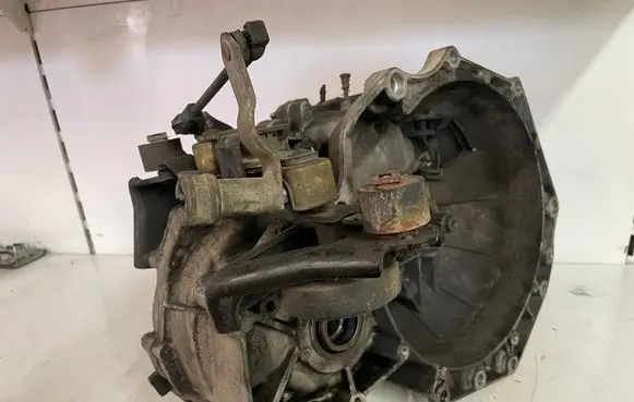 Opel Sintra Manual 5 speed gearbox 12551393