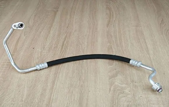 Audi Q3 F3 Air conditioning (A/C) pipe/hose 5QF816721J