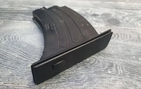 BMW 5 E60 E61 Cup holder 7034132 12145110