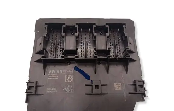 Volkswagen PASSAT B7 Comfort/convenience module 3AA937087F 5WK50413