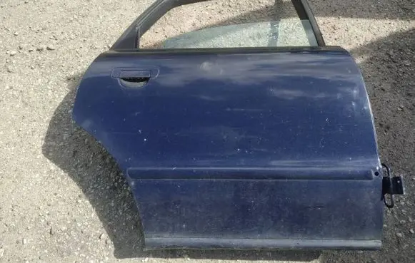 Audi A4 S4 B5 8D Rear door melynos