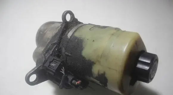 Ford Focus C-MAX Power steering pump