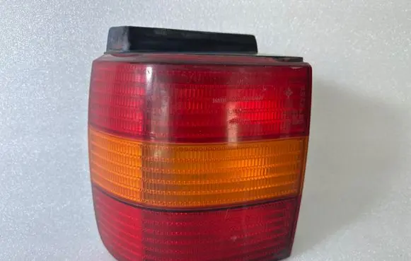 Volkswagen PASSAT B4 Rear/tail lights 3A9945111