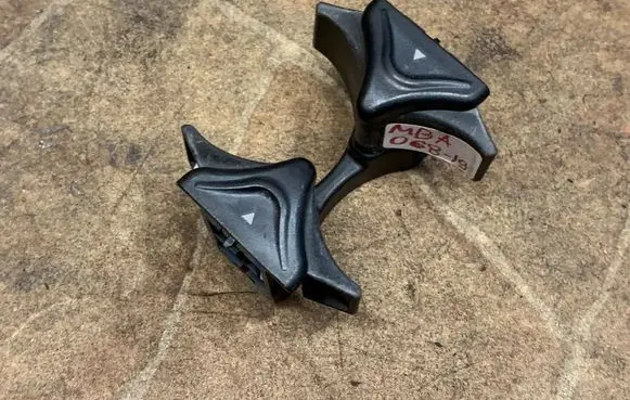 Mercedes-Benz CLS C218 X218 Cup holder A2188100013