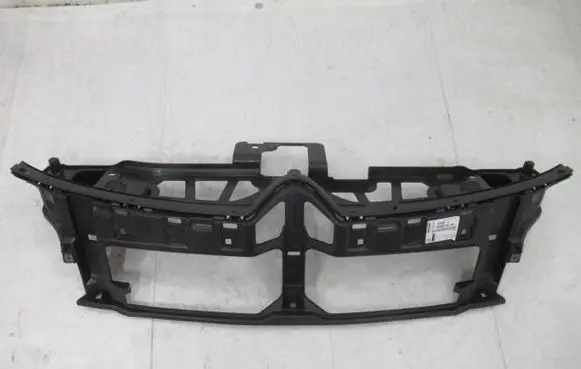 Citroen C4 SpaceTourer Front bumper mounting bracket 9676051877 9676051880
