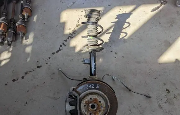 Nissan Qashqai J12 Front suspension assembly kit set 