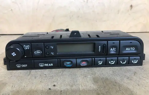 Jaguar XK8 - XKR Climate control unit LJA7690BB 1464306141