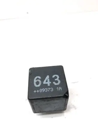 Audi A5 8T 8F Other relay 8K0951253 V23136B6X72