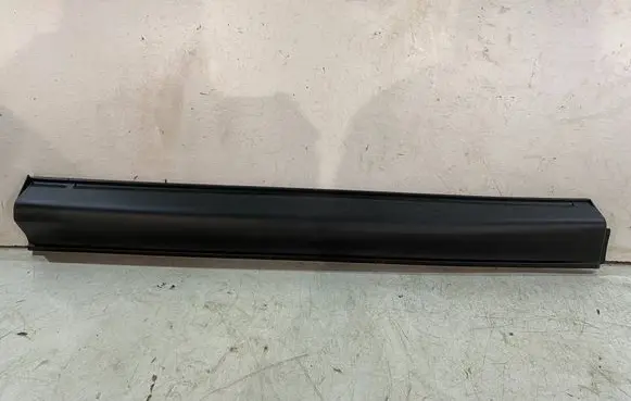 Mazda CX-5 II Front door trim (molding) KB7W51RB1