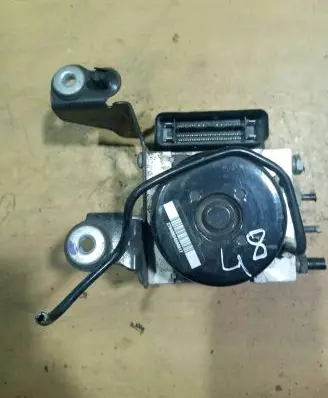 Volvo XC60 ABS Pump 31329139 A426G 10021205324