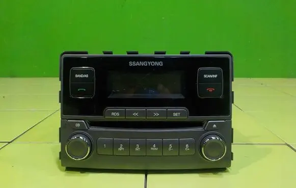 SsangYong Rodius Radio/CD/DVD/GPS head unit 8910021220 15AB18