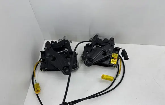 BMW 5 F10 F11 Engine bonnet/hood lock/catch 7184442