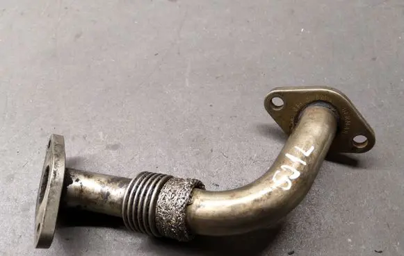 Volkswagen PASSAT B5.5 Brake booster pipe/hose 038131521L