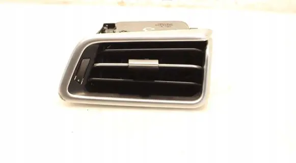 Maserati Ghibli Dashboard side air vent grill/cover trim
