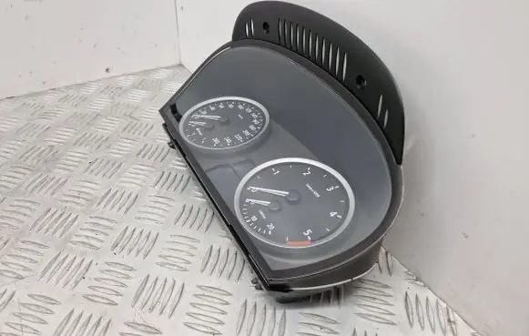 BMW 5 E60 E61 Speedometer (instrument cluster) 62116983153 110080213 799S01890V