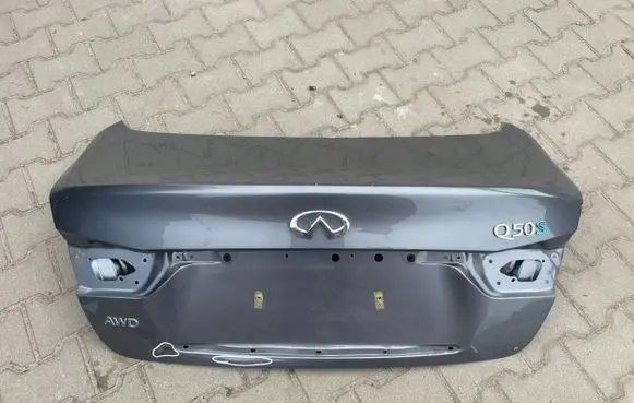 Infiniti Q50 Tailgate/trunk/boot lid