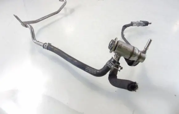 Mercedes-Benz A W177 AdBlue injector 208995377R