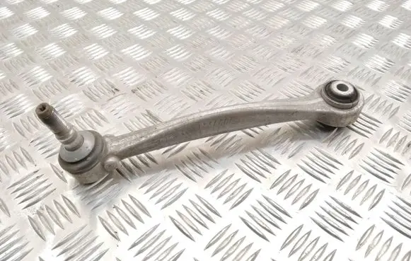Rear control arm