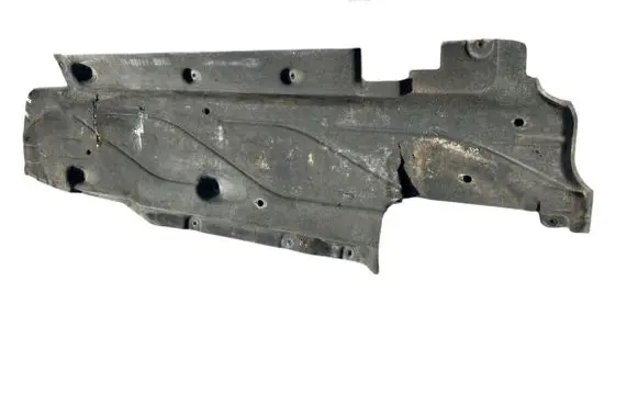 Center/middle under tray cover
