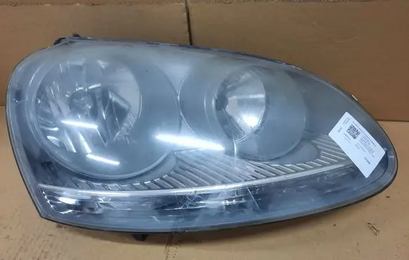 Volkswagen Golf V Headlight/headlamp 20A317B