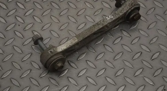Tesla Model S Rear upper control arm/wishbone 104396400C