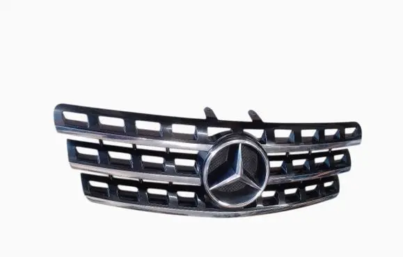 Mercedes-Benz ML AMG W164 Front bumper upper radiator grill 1648801985