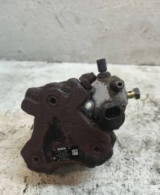 Mercedes-Benz B W245 Fuel injection high pressure pump 0445010120 A6400700701