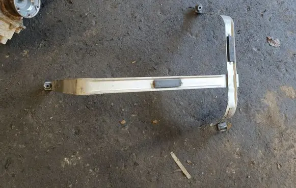 BMW X5 E53 Fuel tank mounting bracket
