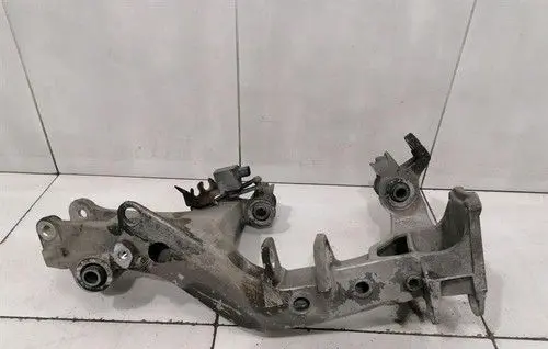 Porsche 911 996 Rear subframe 996331155