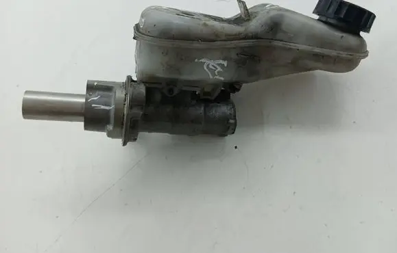 Toyota Auris E180 Master brake cylinder 0204255330