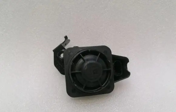 Porsche Taycan 9J1 Alarm system siren 5Q0951605A