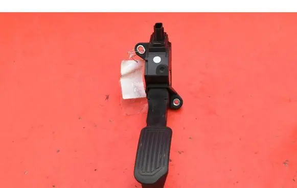Toyota Auris E180 Accelerator throttle pedal 7811002120