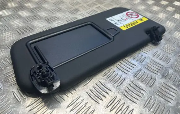 Sun visor