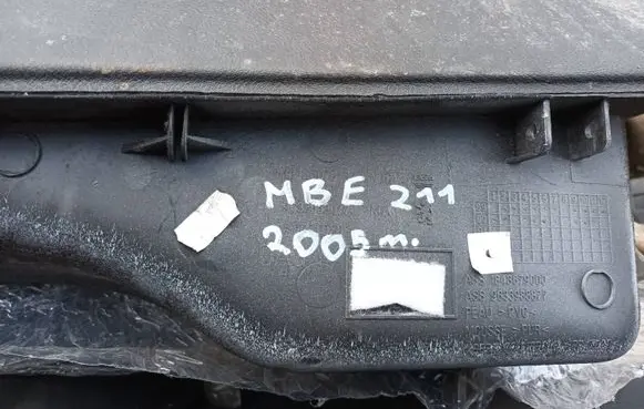 Mercedes-Benz E W211 Glove box set 
