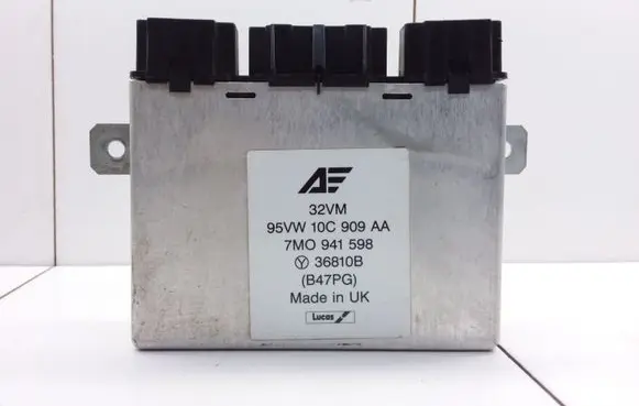 Volkswagen Sharan Central body control module 7M0941598 95VW10C909AA