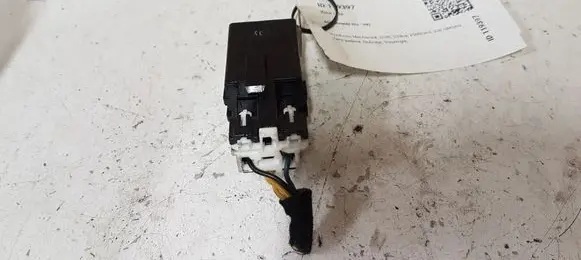 KIA Sorento Hazard warning light relay 0K0UA66830 66830