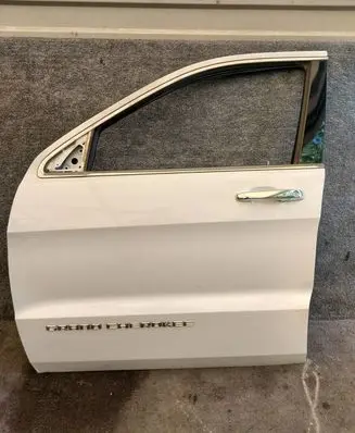 Jeep Grand Cherokee Front door