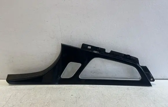 Audi Q7 4M Front door trim bar 4M0867101J
