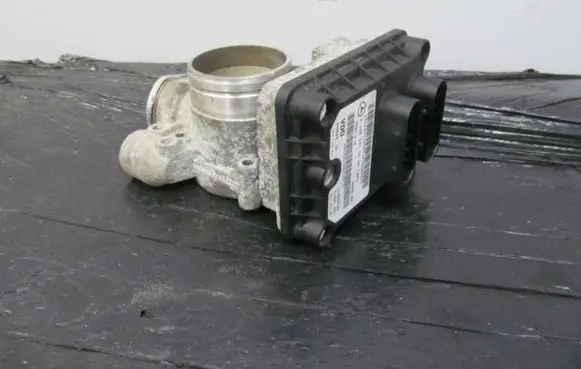 Mercedes-Benz A W168 Throttle valve 1661413125 19801
