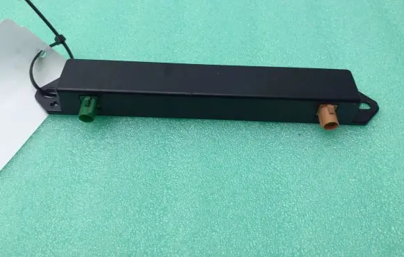 Chrysler Pacifica Antenna control unit 00534042660 P68306857AA