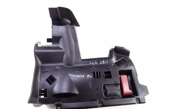 Dashboard lower bottom trim panel
