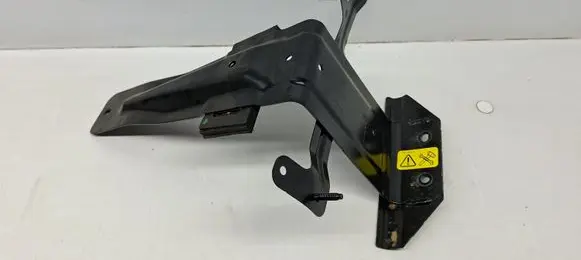 Jaguar XE Spare wheel mounting bracket GX7347066AF