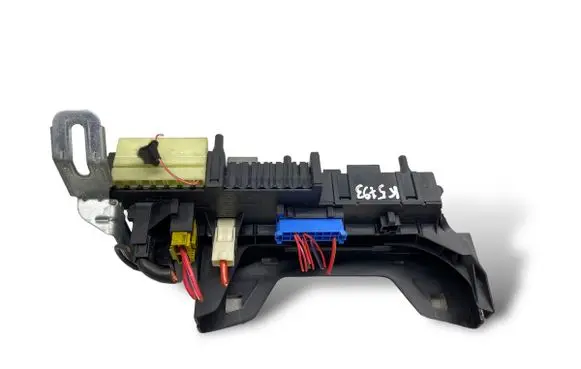 Mercedes-Benz C W204 Fuse module 748038