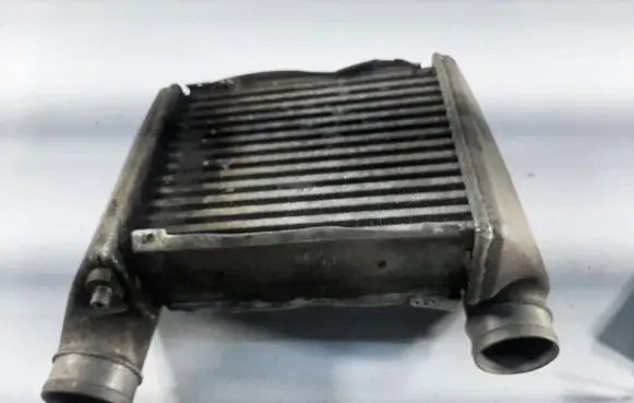 Audi RS6 C5 Intercooler radiator 077145806F