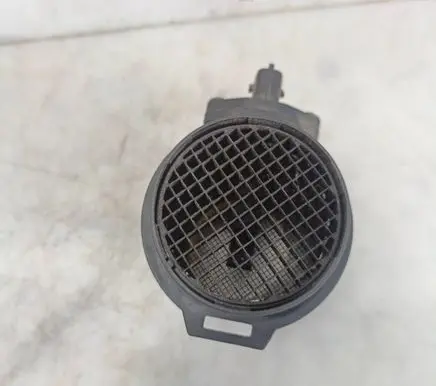 KIA Carens I Mass air flow meter 0280218106 281002Y100