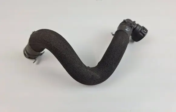 Jaguar F-Pace Coolant pipe/hose M8A28D186AC